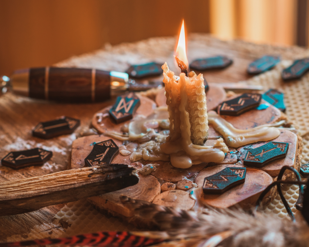 Рунический став на защиту дома от негатива